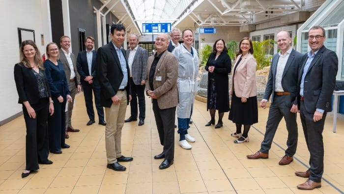 UMC Utrecht en Philips tekenen intentieverklaring voor gezamenlijke innovatie met slimme pati&euml;ntmonitoring